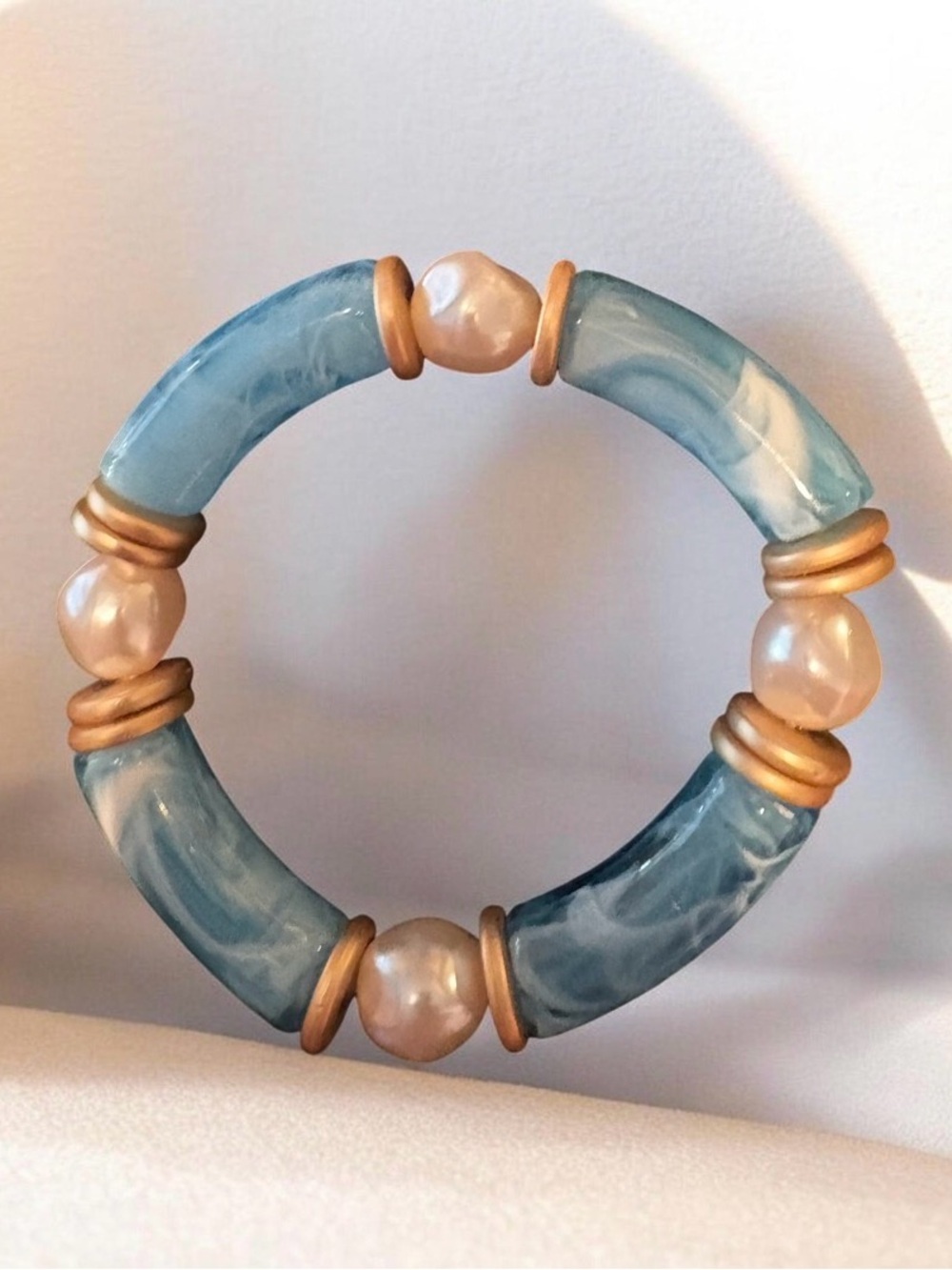 Plunder Multicolor Beaded Stretch Bracelet with Blue & Pearl Beads